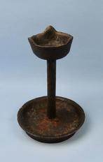 Antieke Mongolische olielamp - rond 1900 - 21 cm hoog, Antiek en Kunst, Antiek | Kandelaars, Ophalen of Verzenden, Keramiek of Aardewerk