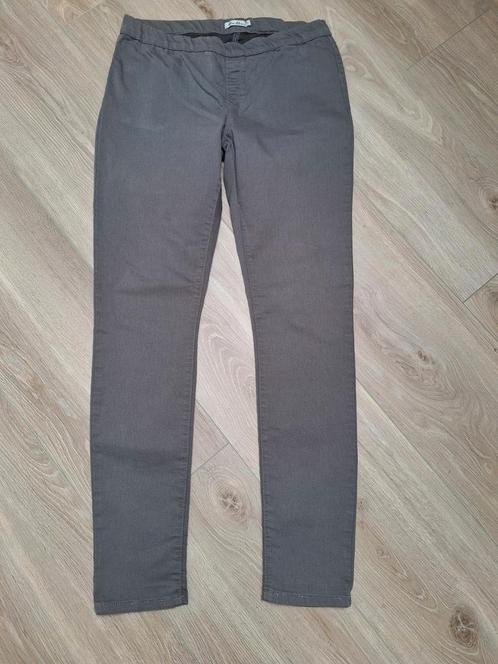 Grijze tregging / broek Miss Etam - maat 40, Kleding | Dames, Broeken en Pantalons, Gedragen, Maat 38/40 (M), Grijs, Lang, Ophalen of Verzenden