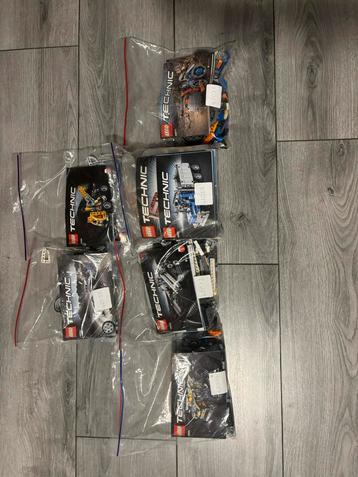 LEGO Technic 42023 42031 42032 42033 42034 42071 compleet beschikbaar voor biedingen