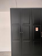Mooie zwarte tweedeurs kast lig, Ophalen, Met plank(en), 200 cm of meer, 50 tot 100 cm