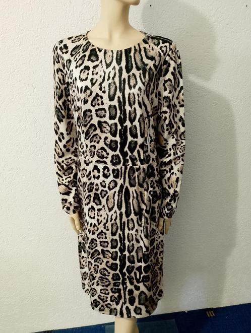 NIEUW Riani jurk maat 42 NIEUW, Kleding | Dames, Jurken, Nieuw, Maat 42/44 (L), Onder de knie, Ophalen of Verzenden