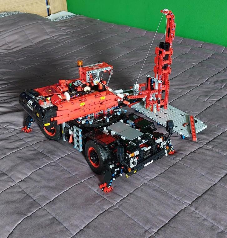 Lego Technic 42082 Hijskraan (Ombouwbaar tot Heimachine), Kinderen en Baby's, Speelgoed | Duplo en Lego, Zo goed als nieuw, Lego