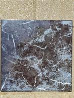 10 zwarte, gemeleerde en glanzende vloertegels 33 x 33 cm., Doe-het-zelf en Verbouw, Tegels, Ophalen, Keramiek, Zo goed als nieuw