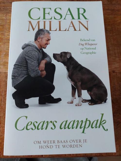 Melissa Jo Peltier - Cesars aanpak, Boeken, Dieren en Huisdieren, Zo goed als nieuw, Honden, Verzenden