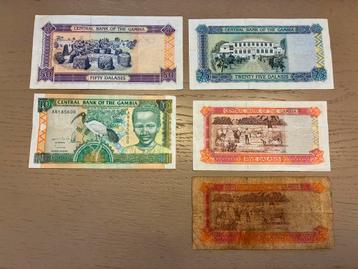 Gambiaanse bankbiljetten – compleet setje + oudere 5 Dalasis beschikbaar voor biedingen