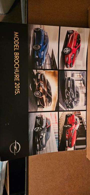 Originele Opel Model Brochure beschikbaar voor biedingen
