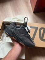 Adidas Yeezy Boost 700 Utility Black EU 37 1/3