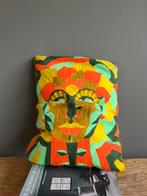 Geborduurd kussen met gezicht, felle kleuren, Ophalen of Verzenden