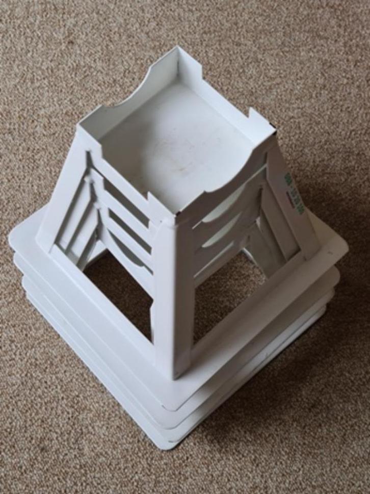 4 bedverhogers, Diversen, Verpleegmiddelen, Zo goed als nieuw, Ophalen