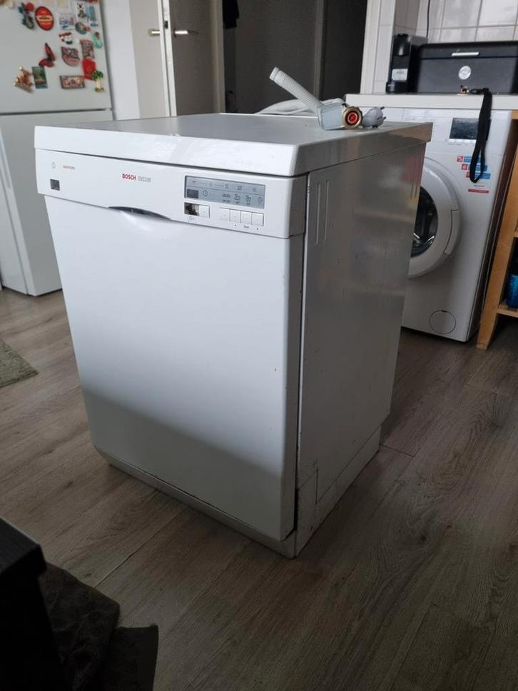 Defecte vaatwasser - Onderdelen of reparatie, Witgoed en Apparatuur, Vaatwasmachines, Niet werkend, Vrijstaand, 85 tot 90 cm, 60 cm of meer