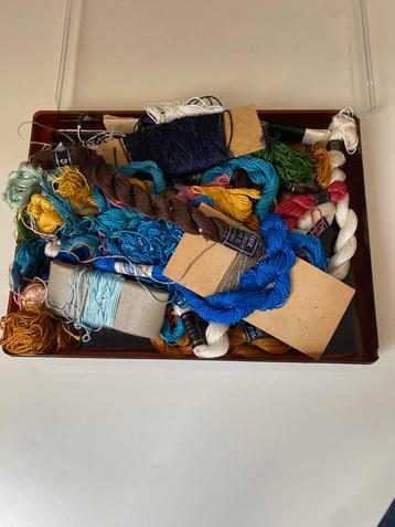 Borduurgaren Diverse Kleuren beschikbaar voor biedingen