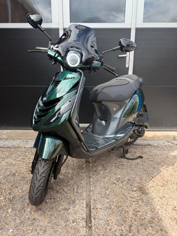 Piaggio Zip 2015 Brom 80cc 4T2V Jaguar Green Carbon Full Opt beschikbaar voor biedingen