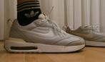 Nike Air Max Dawn 'Grey Fog' maat 44, Kleding | Heren, Schoenen, Overige kleuren, Nike, Ophalen of Verzenden, Sneakers of Gympen