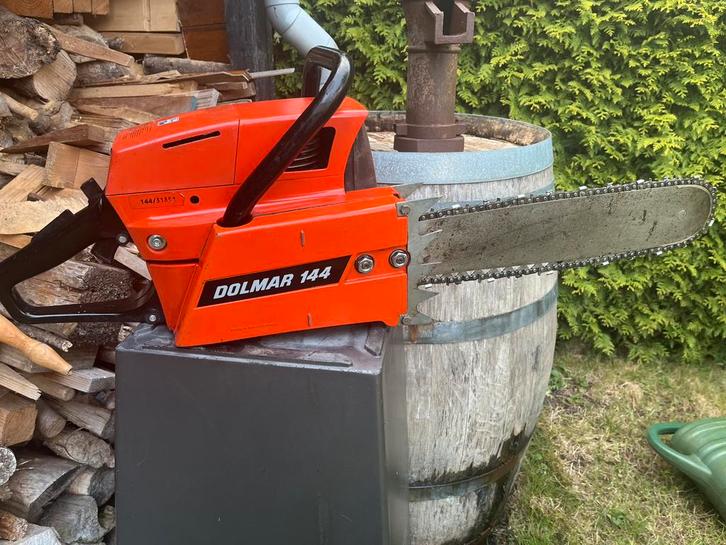 Dolmar 144 kettingzaag, Doe-het-zelf en Verbouw, Gereedschap | Zaagmachines, Zo goed als nieuw, Kettingzaag, 1200 watt of meer