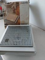 Brabantia Schotelwarmer 18x18cm, Huis en Inrichting, Keuken | Keukenbenodigdheden, Ophalen, Gebruikt