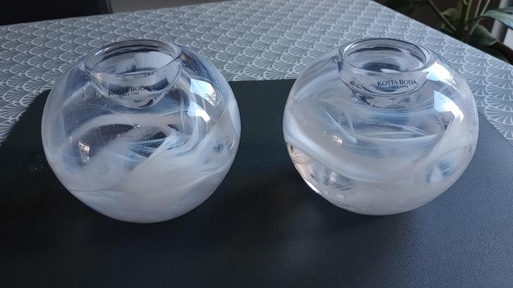Kosta Boda Cool Moon waxinelichthouders groot wit Zweden, Antiek en Kunst, Antiek | Glas en Kristal, Ophalen of Verzenden