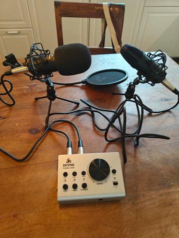 Complete podcast set van devine beschikbaar voor biedingen