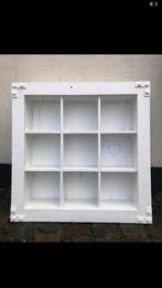 Grote witte vitrinekast letterbak vakkenkast verzamelkast, Huis en Inrichting, Kasten | Vitrinekasten, Zo goed als nieuw, Minder dan 25 cm