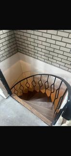 Wenteltrap staal met houten treden, Doe-het-zelf en Verbouw, Ladders en Trappen, Ophalen, Gebruikt, Trap, 2 tot 4 meter