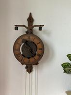 Houten Wandklok met Stenen Gewichten, Antiek en Kunst, Ophalen of Verzenden