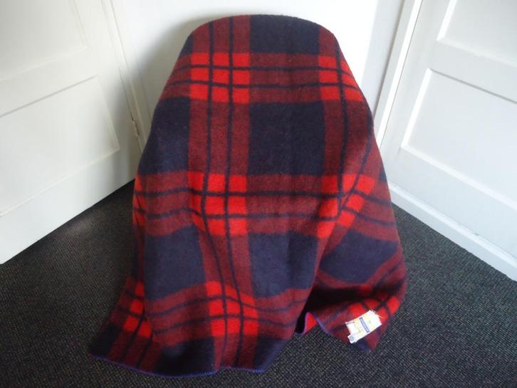 1x "UNICUM" V&D retro wollen deken rood blauw, 200 x 145cm, Huis en Inrichting, Woonaccessoires | Plaids en Woondekens, Gebruikt