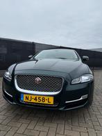 Jaguar XJ 2.0 premium luxury AUT 2017 British Racing Green, Auto's, Automaat, Achterwielaandrijving, 4 cilinders, Particulier