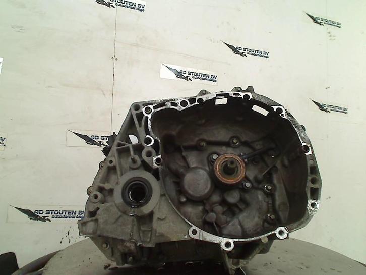 Versnellingsbak Schakel Dacia Duster (HS) 2017 jr5380, Auto-onderdelen, Transmissie en Toebehoren, Dacia, Gebruikt