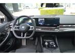 BMW 5 Serie Touring 530e Automaat / Panoramadak / Trekhaak /, Auto's, BMW, 1998 cc, Achterwielaandrijving, 1800 kg, 4 cilinders