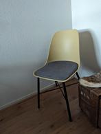 2 mooie stoelen van Loods5, Huis en Inrichting, Stoelen, Twee, Kunststof, Zo goed als nieuw, Ophalen