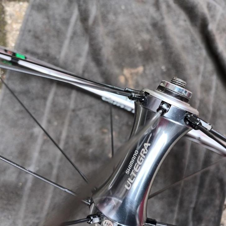 shimano ultegra voorwiel racefiets 28 inch, Fietsen en Brommers, Fietsonderdelen, Gebruikt, Racefiets, Wiel, Ophalen