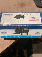 Europump 17 lt 12 volt - Nieuw in doos, Ophalen, Nieuw, Kombuis en Sanitair, Zeilboot of Motorboot