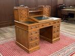 Antiek klassiek Engels bureau, Ophalen of Verzenden, Zo goed als nieuw, Bureau