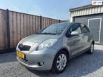 Toyota Yaris 1.3 VVTi Sol MMT Automaat | Elektr. Ramen | PDC, Stof, Gebruikt, 4 cilinders, Met garantie (alle)