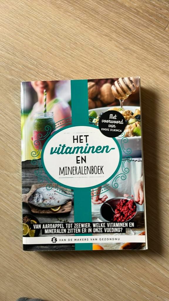 Redactie gezondNU - Het vitaminen- en mineralenboek, Boeken, Kookboeken, Zo goed als nieuw, Ophalen of Verzenden