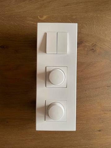 Gewiss 2 keer Dimmer & dubbele Schakelaar Combinatie beschikbaar voor biedingen