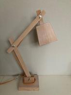 DESIGN GRENEN HOUTEN TAFELLAMP " MUUTOO", Ophalen of Verzenden, Zo goed als nieuw, Minder dan 50 cm