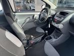 Peugeot 107 1.0-12V 3Drs Nieuwe apk Beurt NAP, Auto's, Voorwielaandrijving, Euro 5, Gebruikt, 4 stoelen