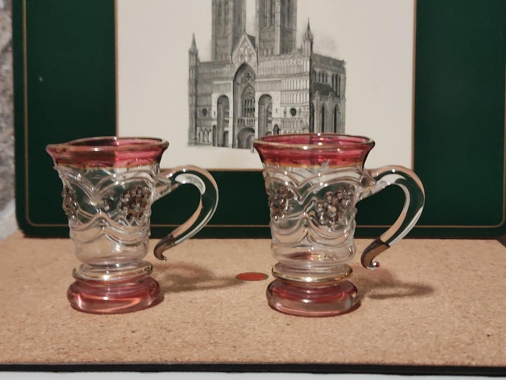2 kleine oude glaasjes, Verzamelen, Glas en Borrelglaasjes, Ophalen of Verzenden, Gebruikt, Borrel- of Shotglas