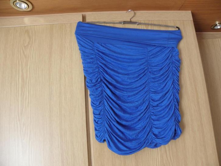 Goedkope kobalt blauwe stretch rimpel rok REALIZE mt L goed, Kleding | Dames, Rokken, Gedragen, Maat 38/40 (M), Blauw, Boven de knie