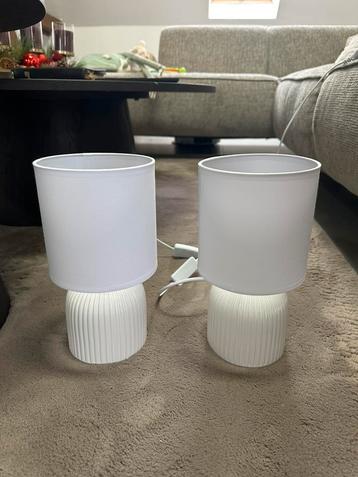 Witte mooie nachtlampen