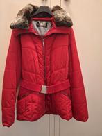 Prachtige rode warme winterjas. Als nieuw. Plm. maat 42., Kleding | Dames, Jassen | Winter, Ophalen of Verzenden, Zo goed als nieuw