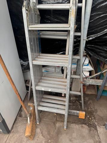 Krause opvouwbare A-trap / ladder beschikbaar voor biedingen