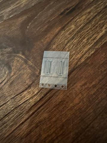 Nieuw, samsung a series FPCD LCD connector beschikbaar voor biedingen