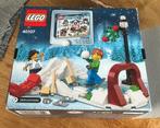 Lego 40107 Winter Skating Scene + 40206 - Kerstman, Kinderen en Baby's, Speelgoed | Duplo en Lego, Ophalen, Zo goed als nieuw
