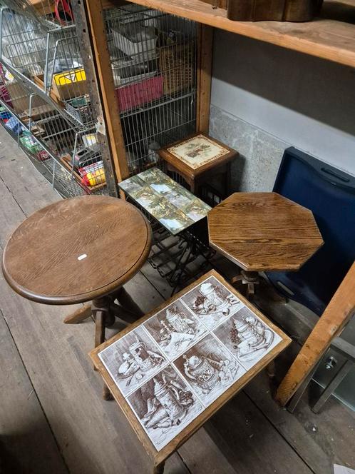 5 bijzettafeltjes rond en vierkant, Antiek en Kunst, Antiek | Meubels | Tafels, Ophalen