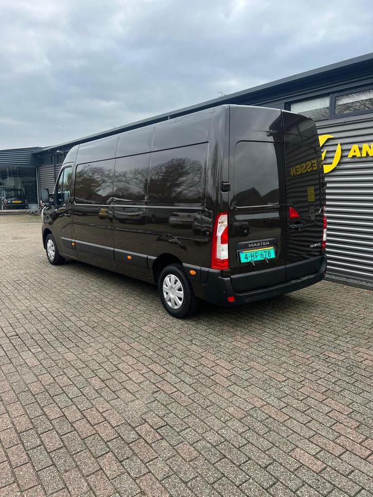 Renault Master 2.3 dCi 135pk L3H3 T35 FWD | 117.000 km |, Auto's, Bestelauto's, Bedrijf, Achteruitrijcamera, Android Auto, Apple Carplay