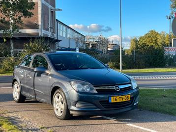 Opel Astra GTC 1.6 Edition | LM Velgen | Cruise Control beschikbaar voor biedingen