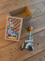 Vintage blikken speelgoed olifant op fiets, Ophalen of Verzenden