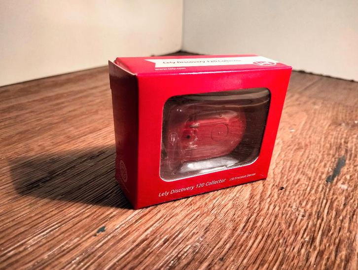 Te koop AT Lely Discovery 120 Collector Mestschuif Robot., Hobby en Vrije tijd, Modelauto's | 1:32, Nieuw, Tractor of Landbouw