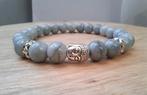 Armband buddha 8 mm glaskralen grijs zilver boeddha kralen, Nieuw, Ophalen of Verzenden, Elastiek, Met strass
